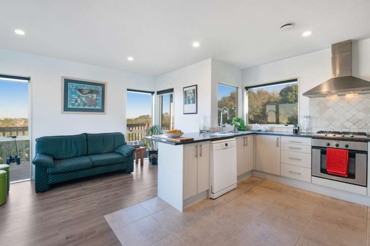 7D Mariner Drive Gulf Harbour_8
