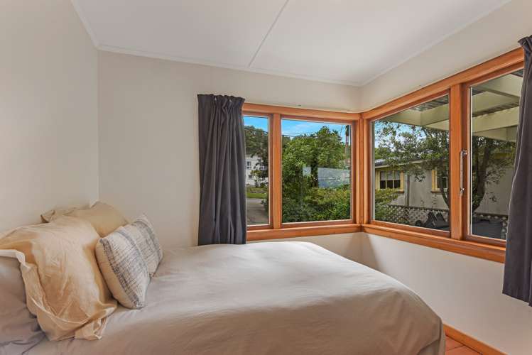 256 The Ridgeway Stoke_12