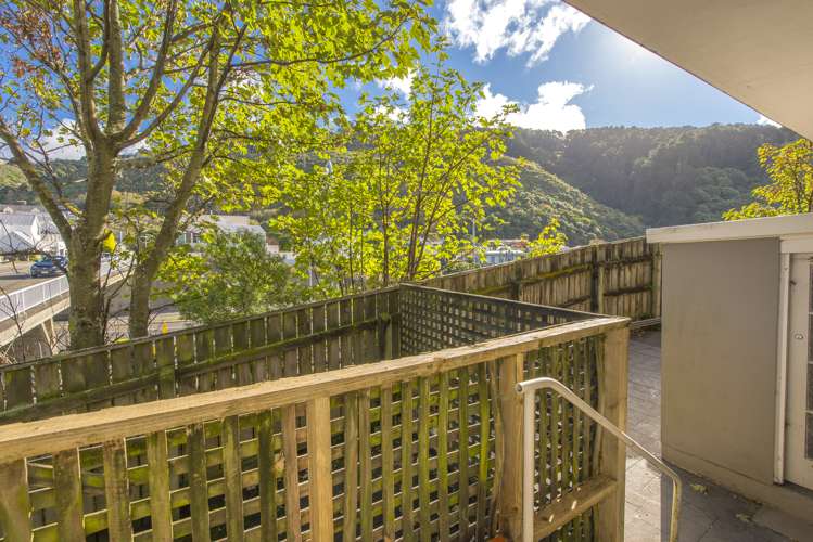 1/68 Hill Street Thorndon_11