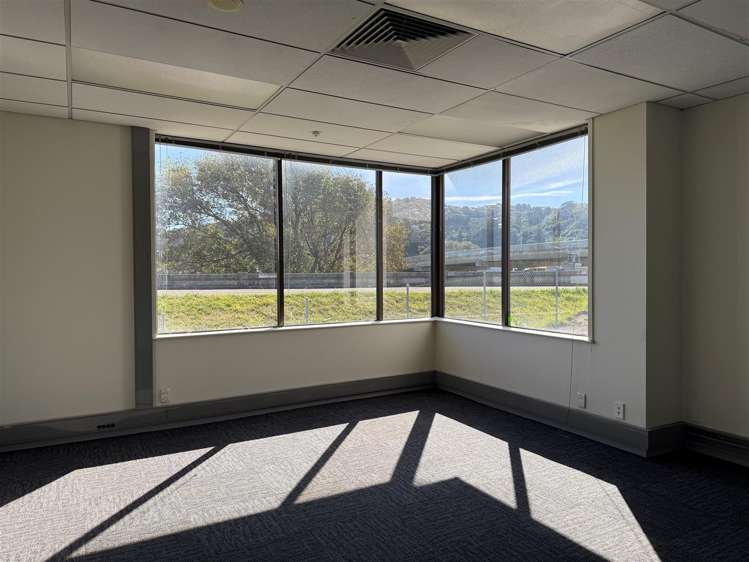 Level 1, 19 Market Grove Hutt Central_3