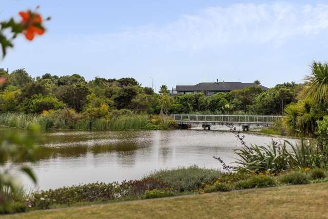 81 The Drive Paraparaumu Beach_1