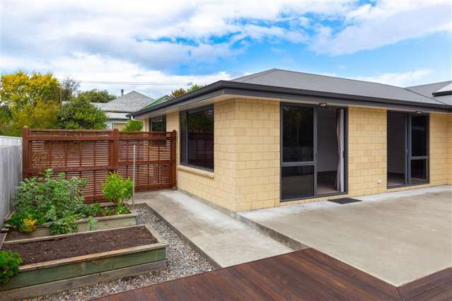 Modern Living with Low Maintenance Section