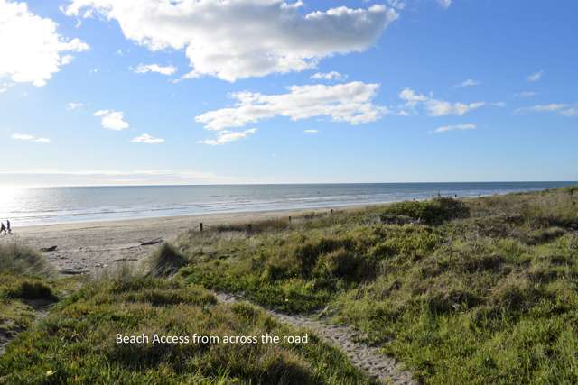 68 Marine Parade Otaki Beach_2