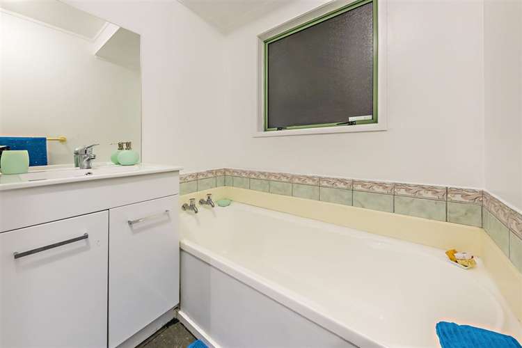 4b Viola Avenue Mangere East_14