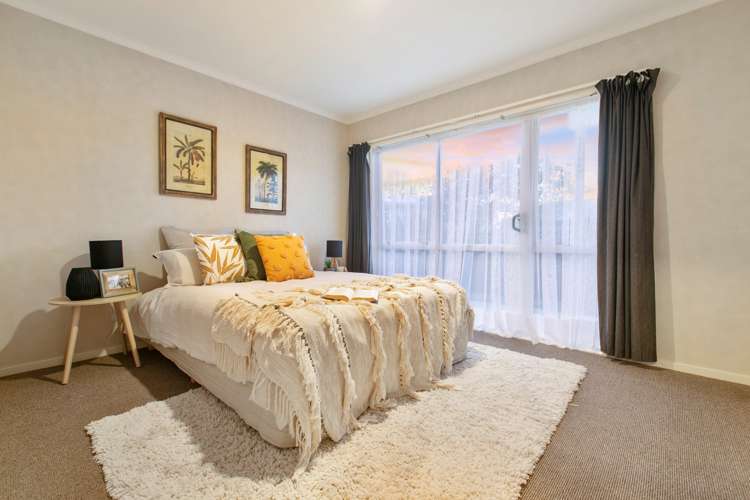 1 Jonathon Street Brookfield_5