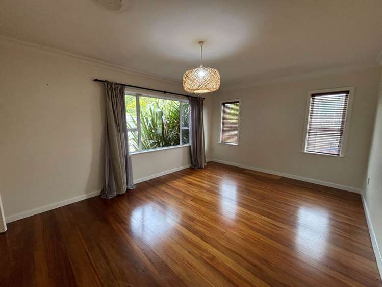 Shetland Street Glen Eden_7