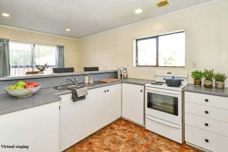 1/3A Youngs Road_2