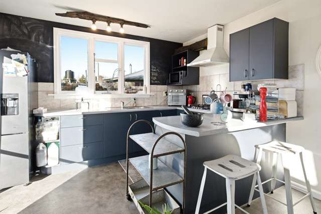 5662 West Coast Road Springfield_3