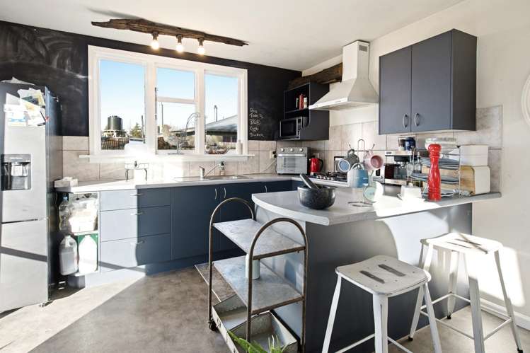 5662 West Coast Road Springfield_20