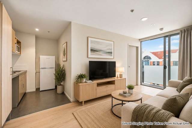 Great Layout- Live in or Rent Out