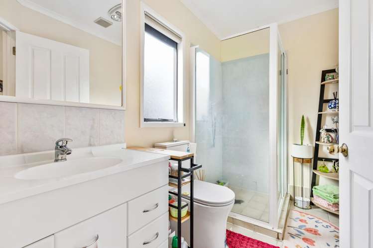 12 Roy Maloney Drive Henderson_15