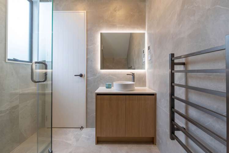 2 Humenga Place Long Bay_34
