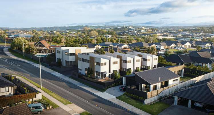 1-8/3 & 5 Kayelene Place Omokoroa_2