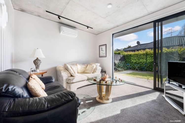 3/4165 Great North Road Glen Eden_6