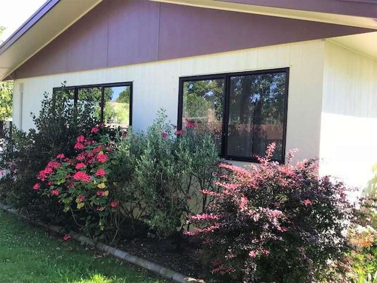 62b Columbus Crescent_0