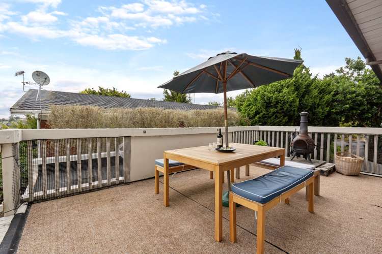 2/20 Holdaway Avenue Northcote_9