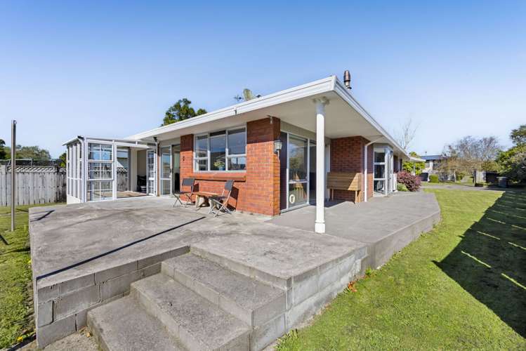 54 Cressida Avenue_0