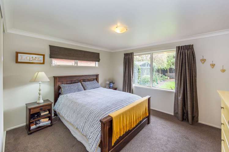 2 Hawkins Place Rangiora_11