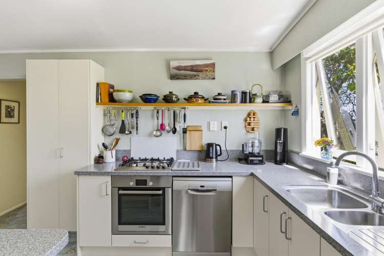 74A Raumati Road Raumati Beach_10