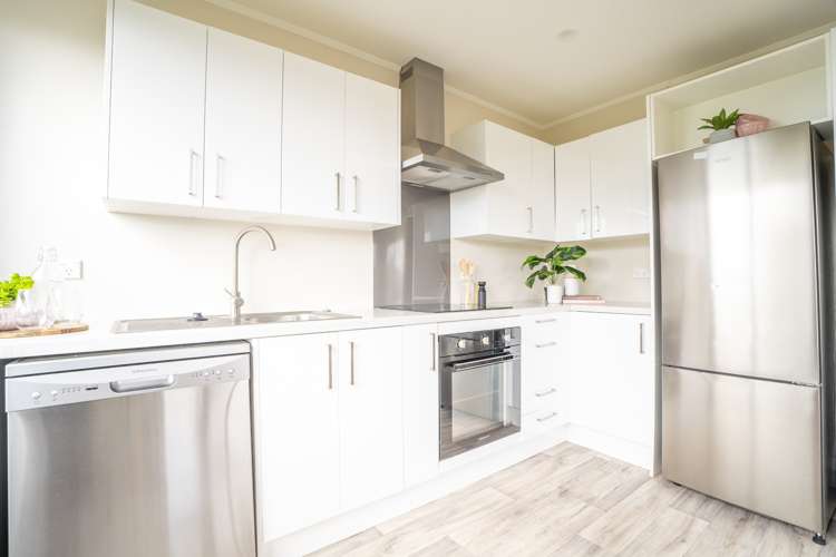 15b Lenox Grove Johnsonville_6