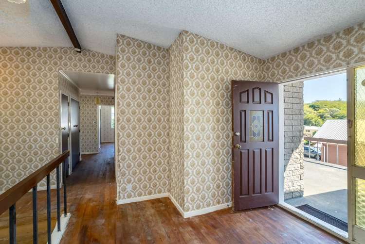 13 Rembrandt Avenue Tawa_12