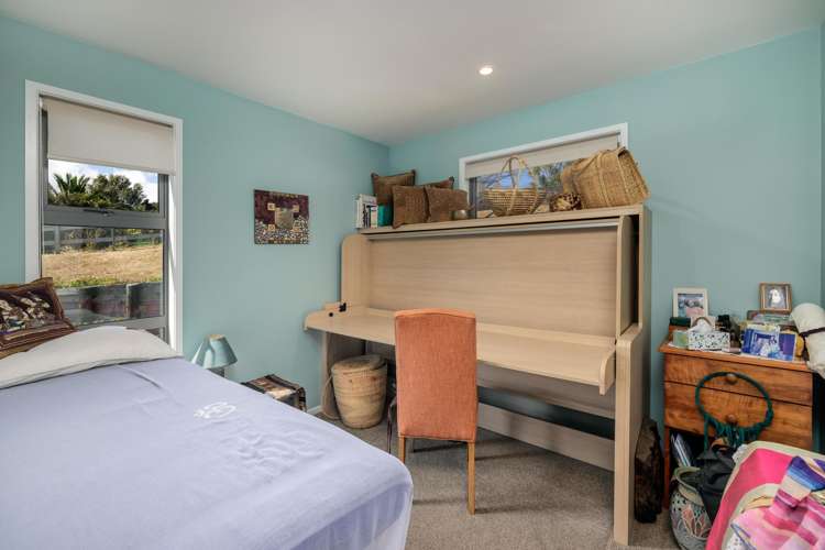 8 Te Hunoke Road Omapere_12