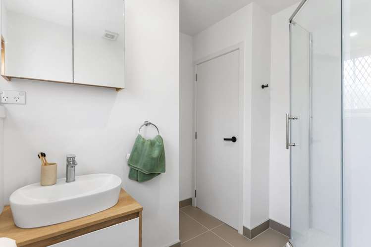 31 John Davis Road Mount Roskill_15