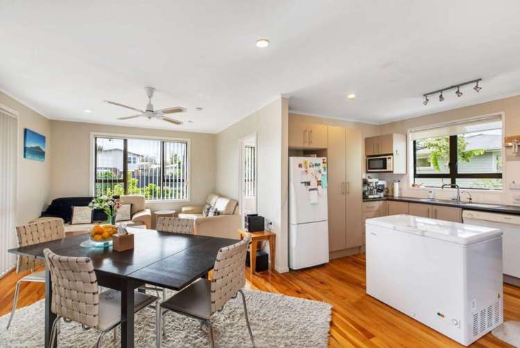 68 Greenmeadows Avenue Manurewa East_5