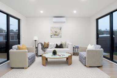 54E Royal View Road_2