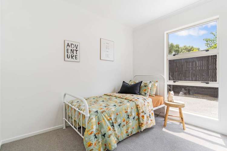 2 Verdale Circle Glen Eden_14