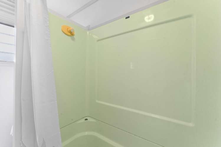 129 Rogers Road Pukehina_16