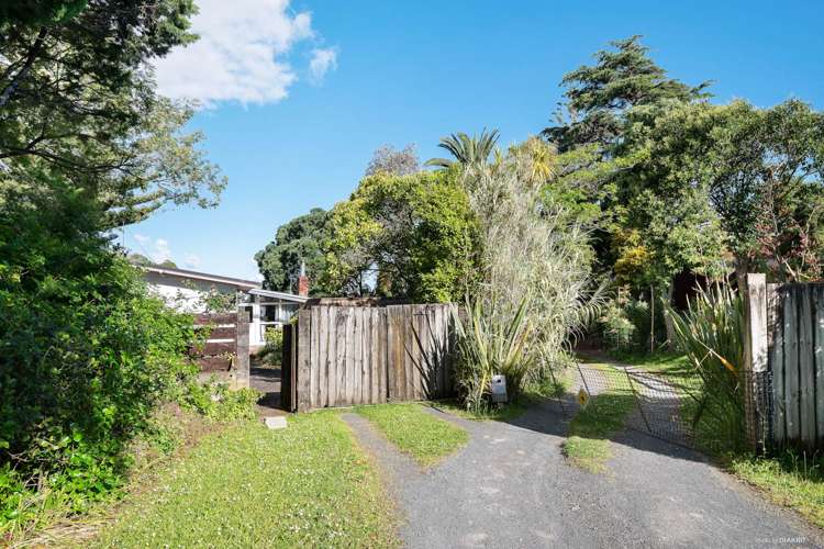 18c West Coast Road Glen Eden_12