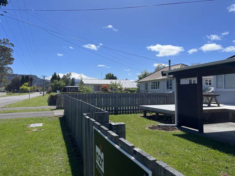 18 Miro Street Ohakune_26