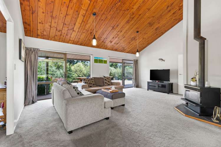 132 Motu Road Kumeu_11