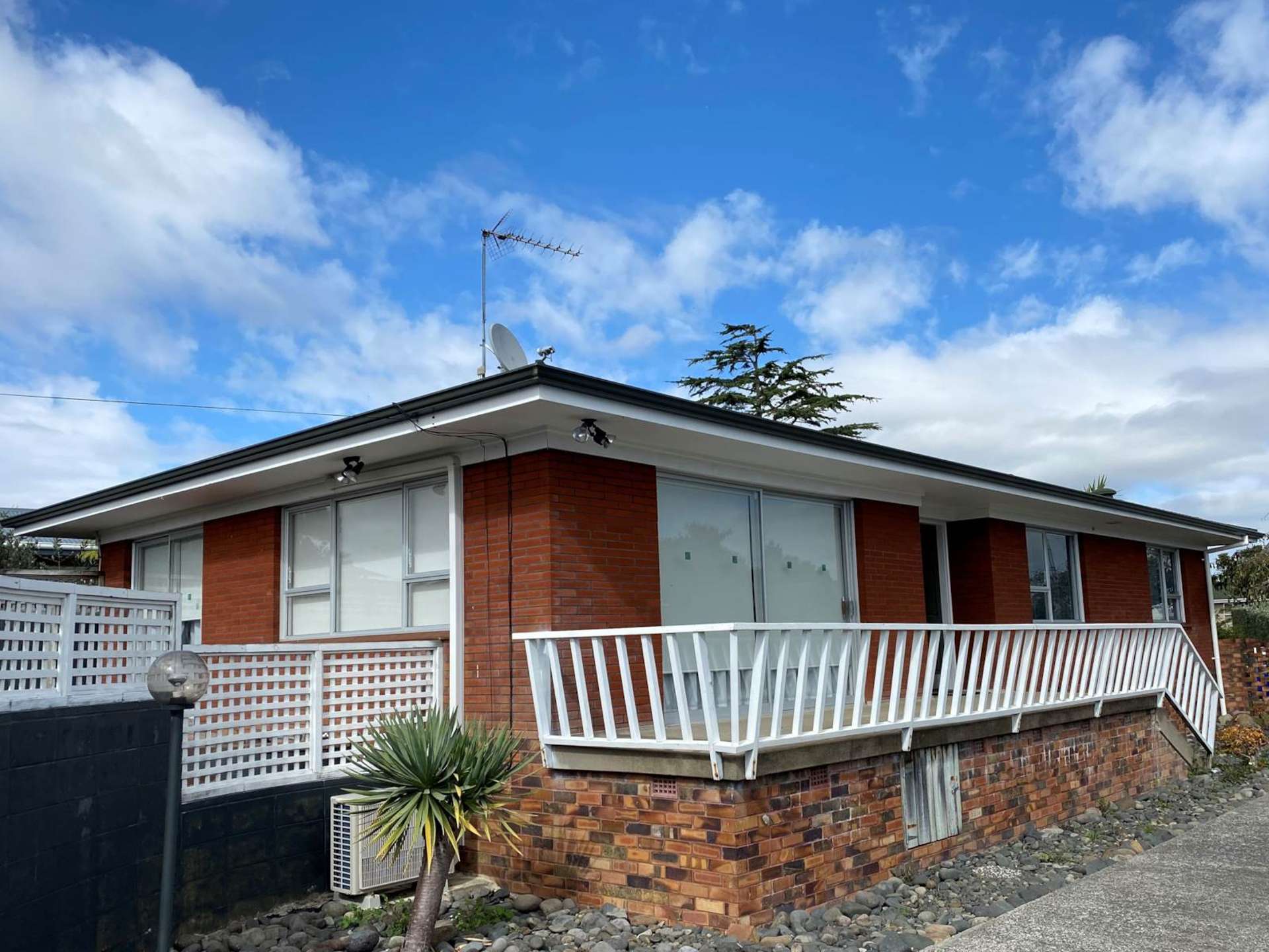 6 Raewyn Place Pakuranga_0