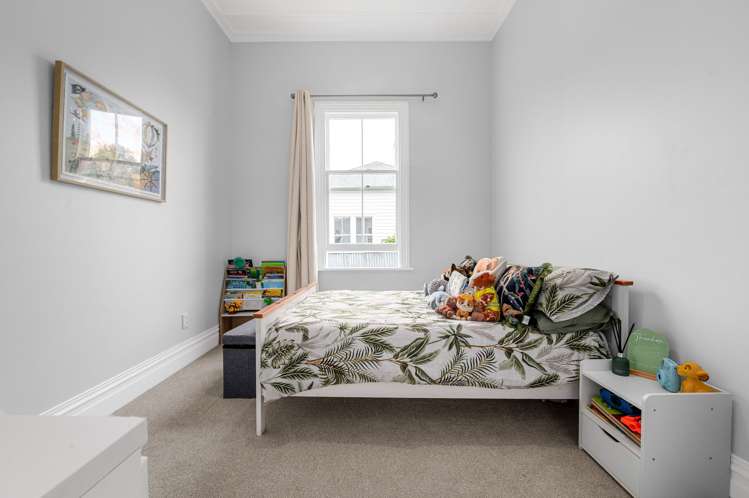 112 Galloway Street Hamilton East_12