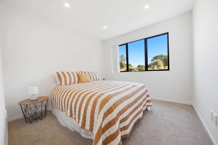 30D Lowtherhurst Road Massey_21