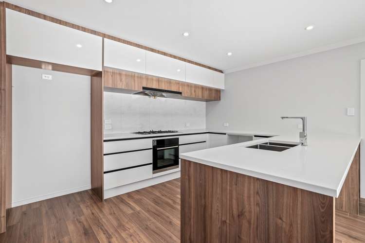 15 Vitalia Crescent Lincoln_3
