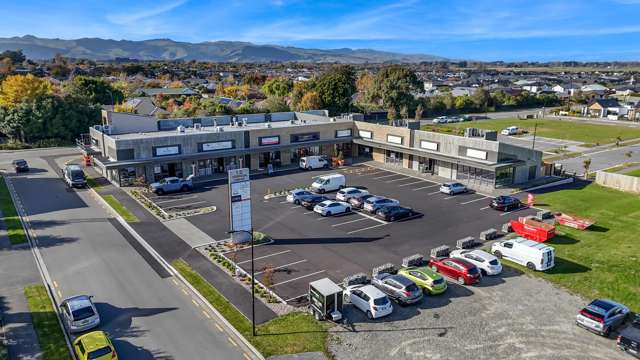 Premium Lincoln Commercial Spaces