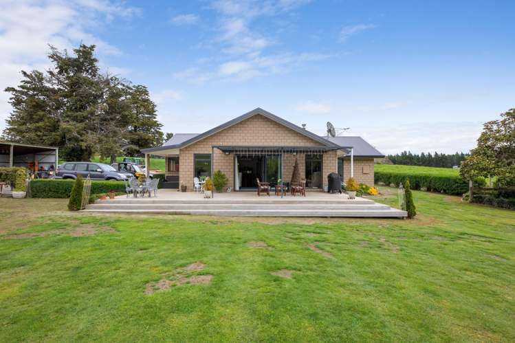 525 Avondale Road Waihopai Valley_15