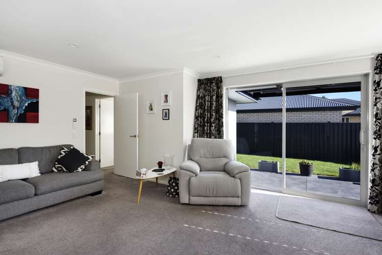 41 Kendall View Stoke_6