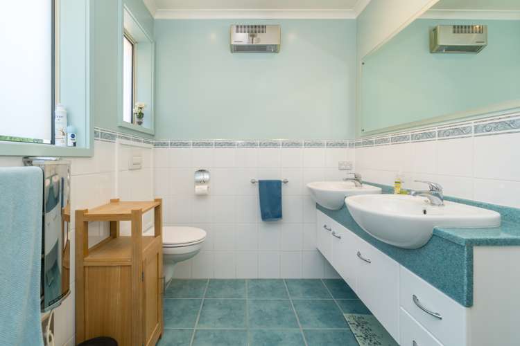 22 Shandon Road Vauxhall_10