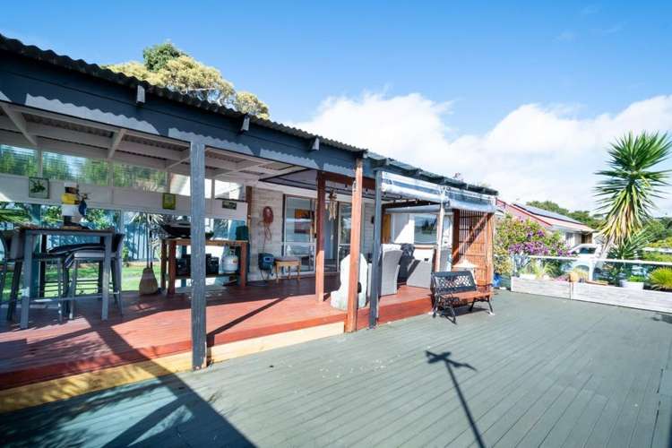 2/3 Cezanne Place New Lynn_12