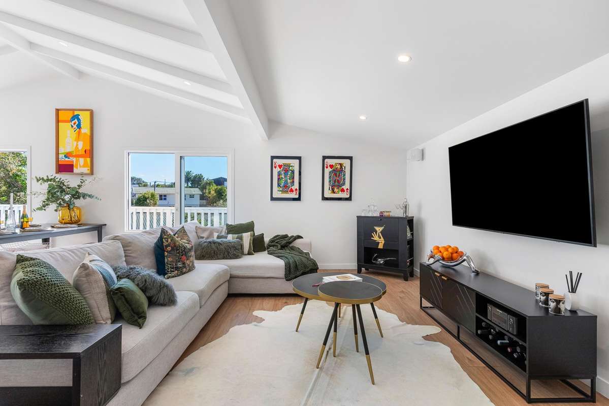 2 Beachlands Road_1