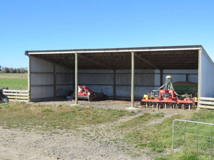 300 Mckerchar Road Woodlands_1