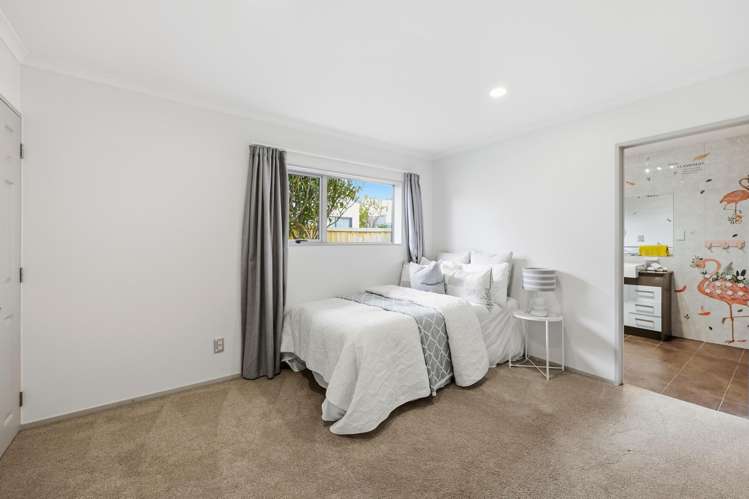27 Galsworthy Place Bucklands Beach_24