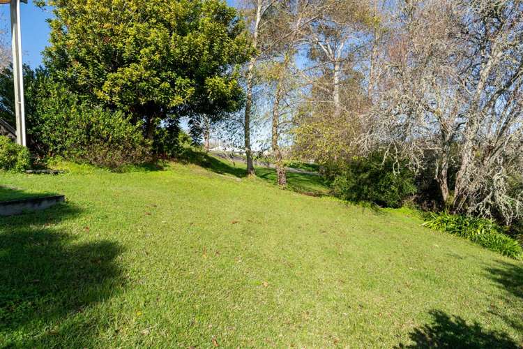 15 North Road Kawakawa_19
