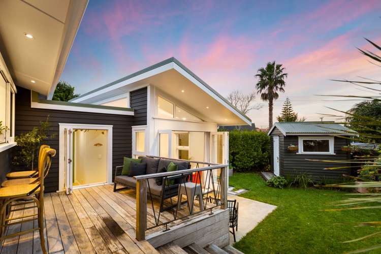 28 Graham Avenue Te Atatu Peninsula_2