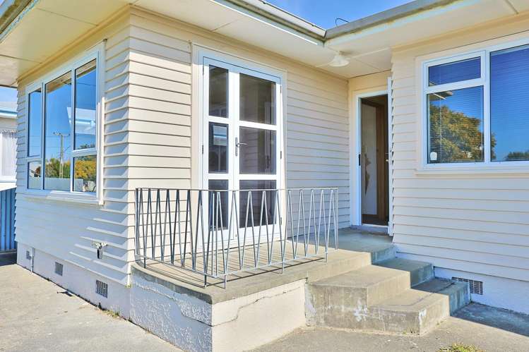 53 Oldham Avenue Onekawa_15
