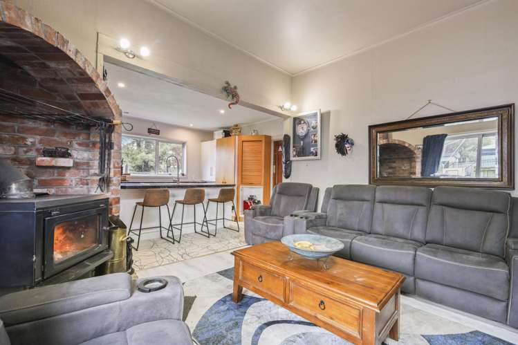 1689b Cust Road Cust_8